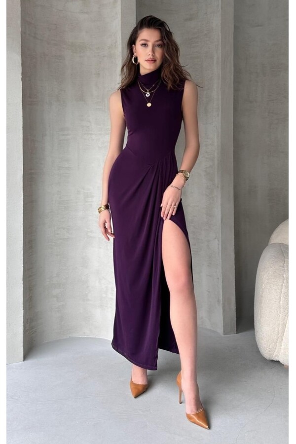 Kadın Mürdüm Yırtmaçlı Pile Detaylı