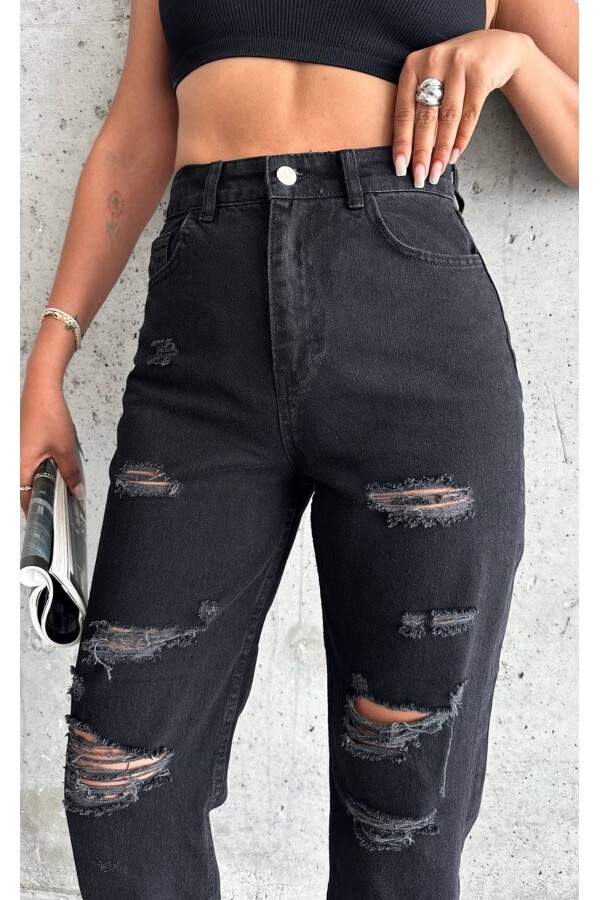 W1599 SİYAH YIRTIKLI YÜKSEK BEL MOM JEAN