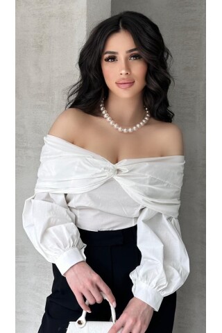 Kadın Beyaz Madonna Yaka Balon Kol Crop Gömlek