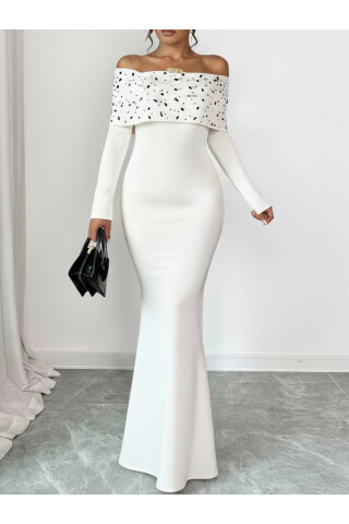 Kadın Siyah Taşlı Madonna Yaka Uzun